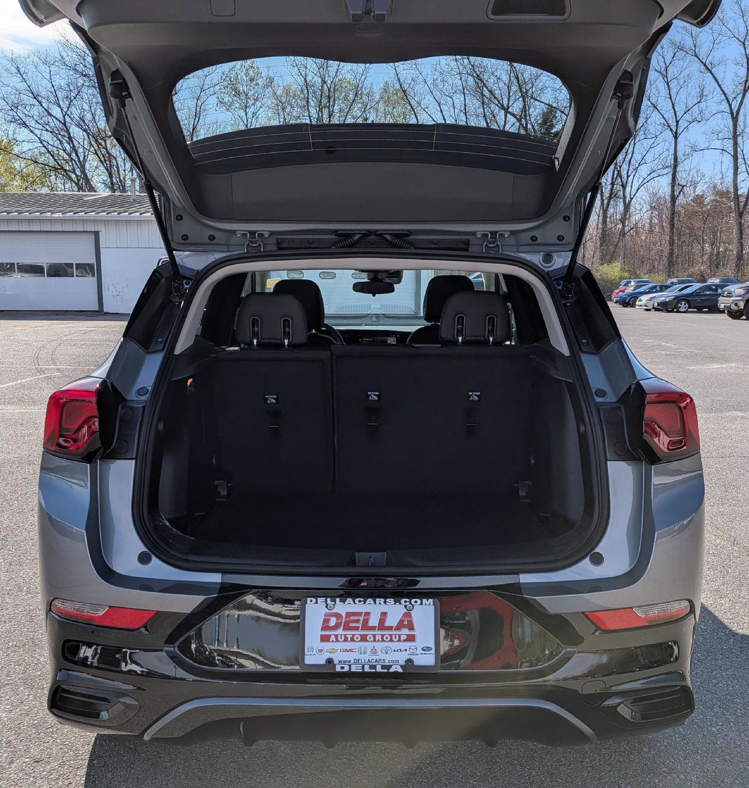 New 2026 Buick Encore GX Sport Touring w/ Comfort Package AWD/4WD image 11