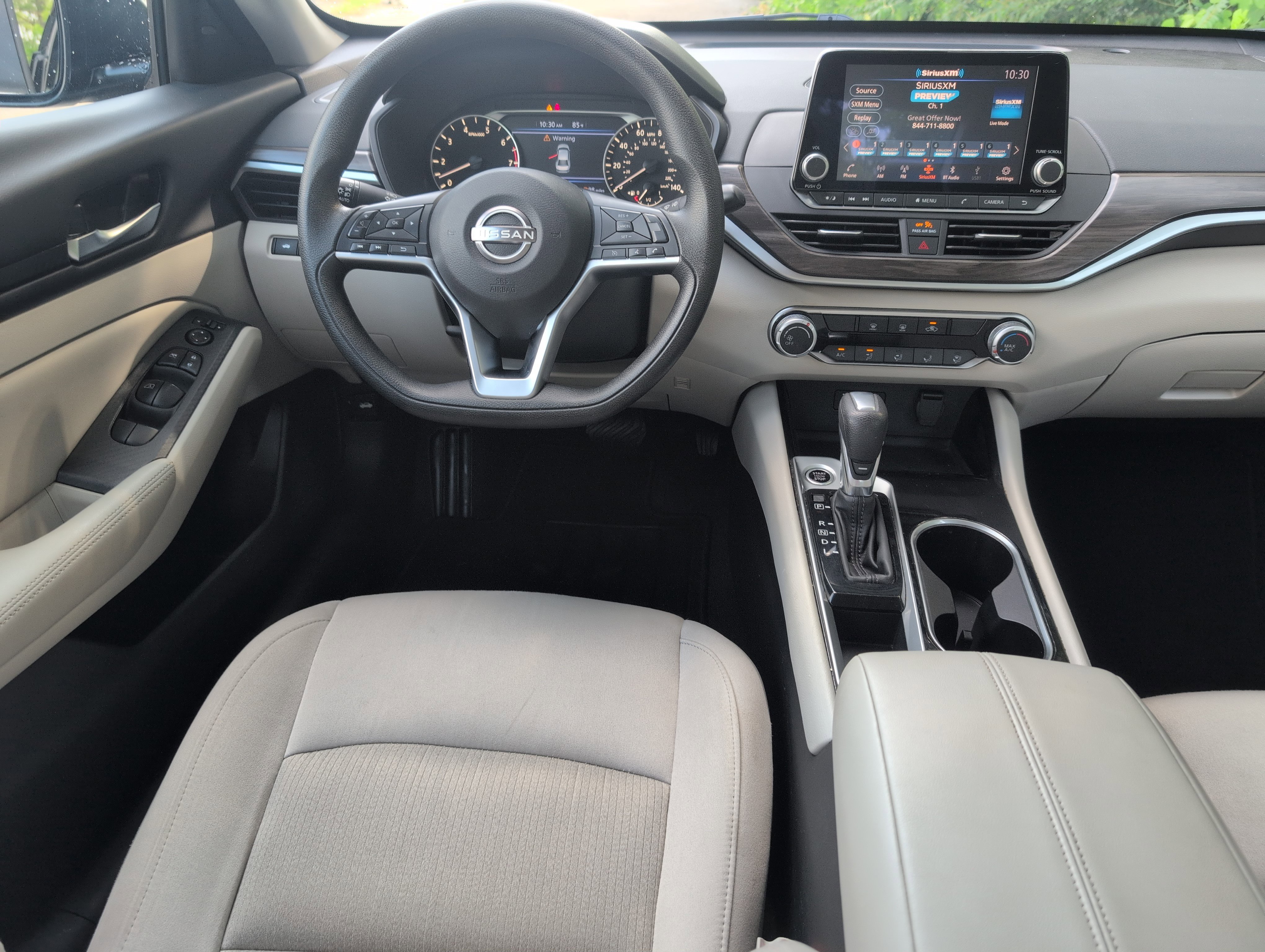Used 2024 Nissan Altima 2.5 SV image 32