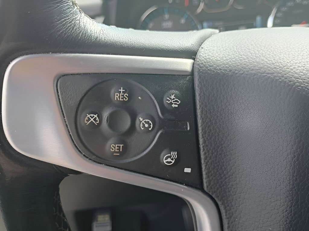 Used 2018 GMC Yukon XL SLT w/ Open Road Package AWD/4WD image 6
