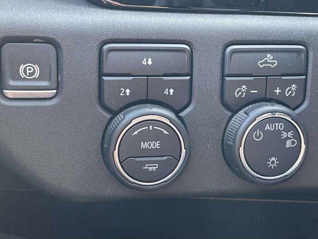 Used 2024 Chevrolet Silverado 2500 LT image 25