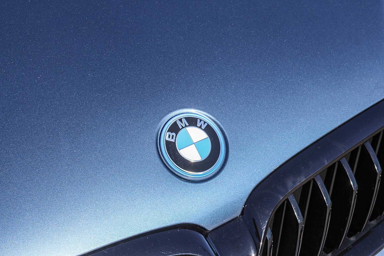 Certified 2023 BMW 530e w/ M Sport Package image 11