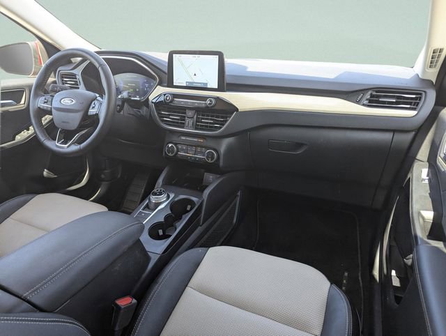 Used 2022 Ford Escape Titanium w/ Titanium Premium Package image 20