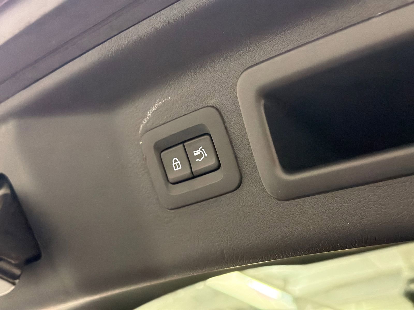 Used 2025 MAZDA CX-90 3.3 Turbo w/ Preferred Package image 9