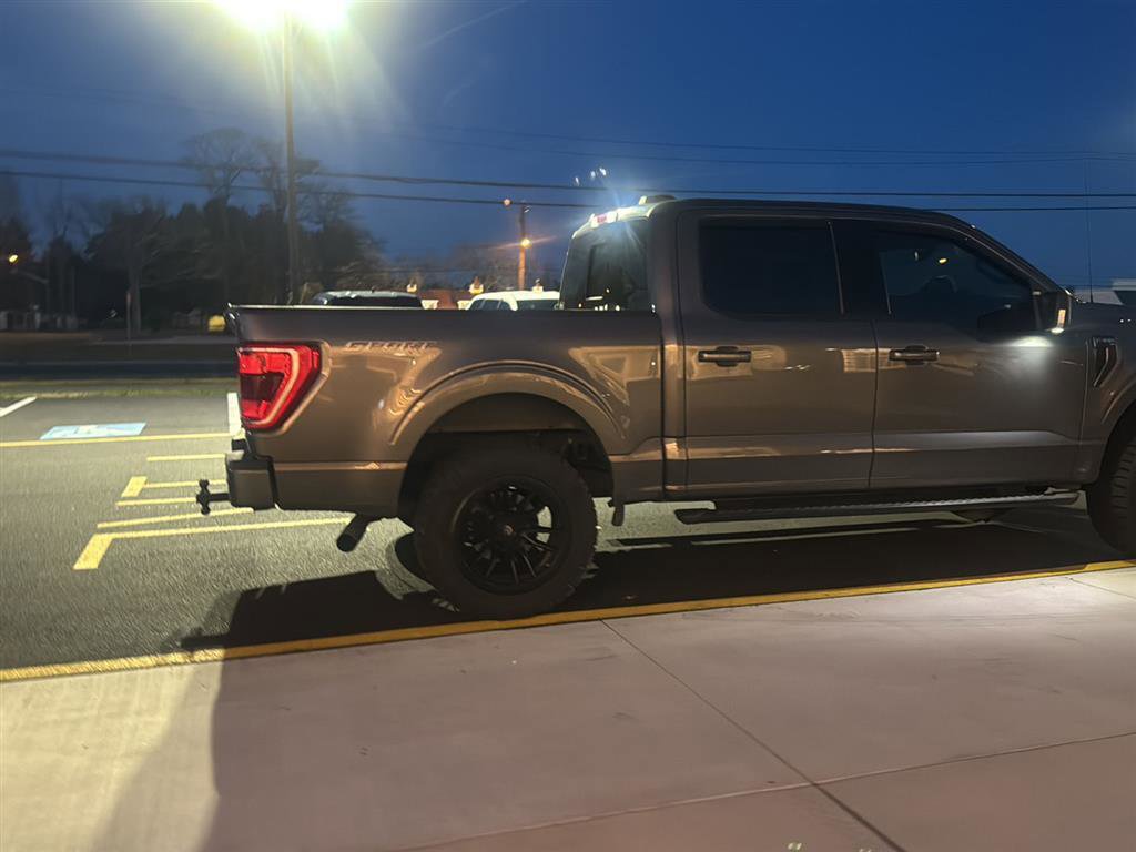 Used 2021 Ford F150 XLT w/ Equipment Group 302A High image 6