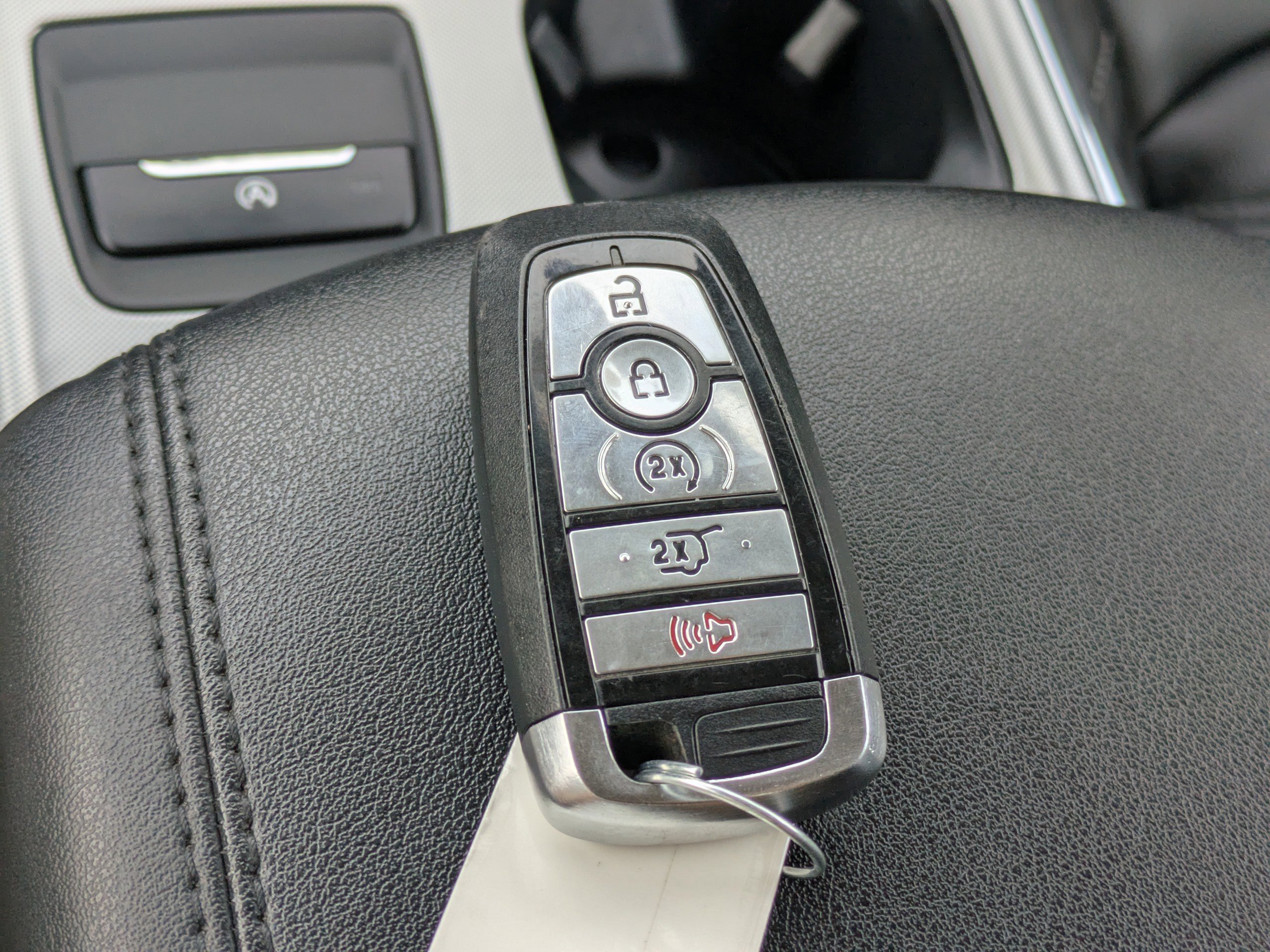 Used 2022 Ford Edge SEL w/ Convenience Package image 27