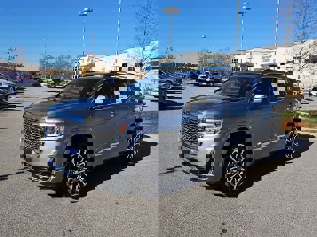 Used 2023 GMC Acadia Denali image 4