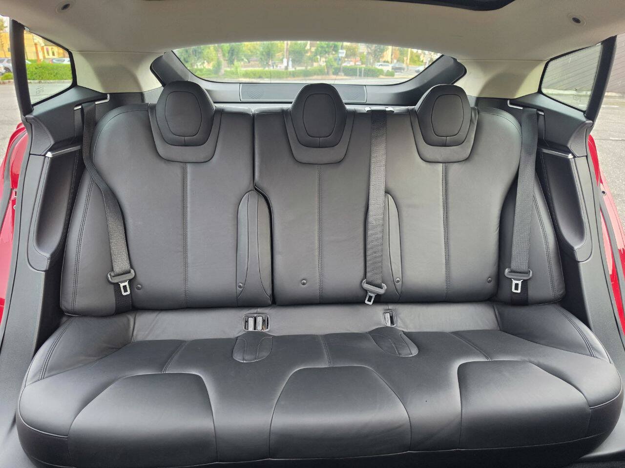 Used 2013 Tesla Model S RWD image 10