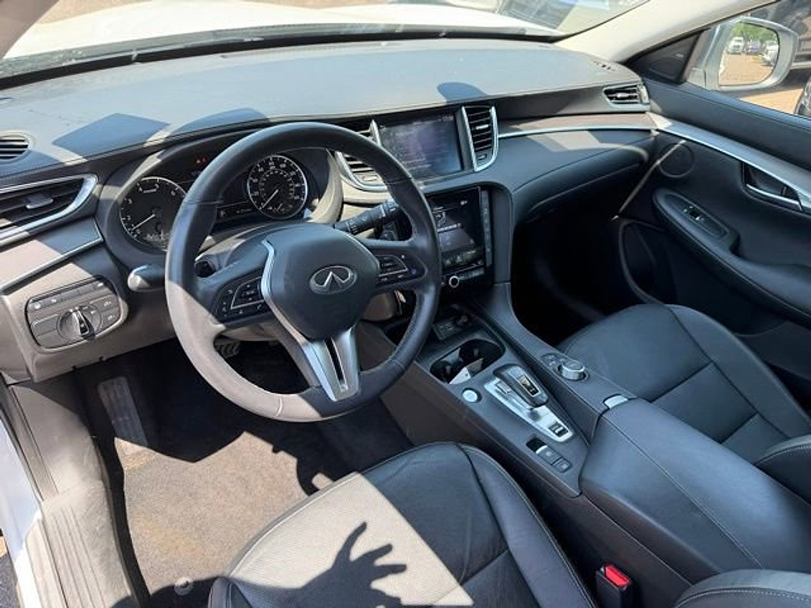 Used 2023 INFINITI QX50 Luxe w/ Cargo Package AWD/4WD image 12