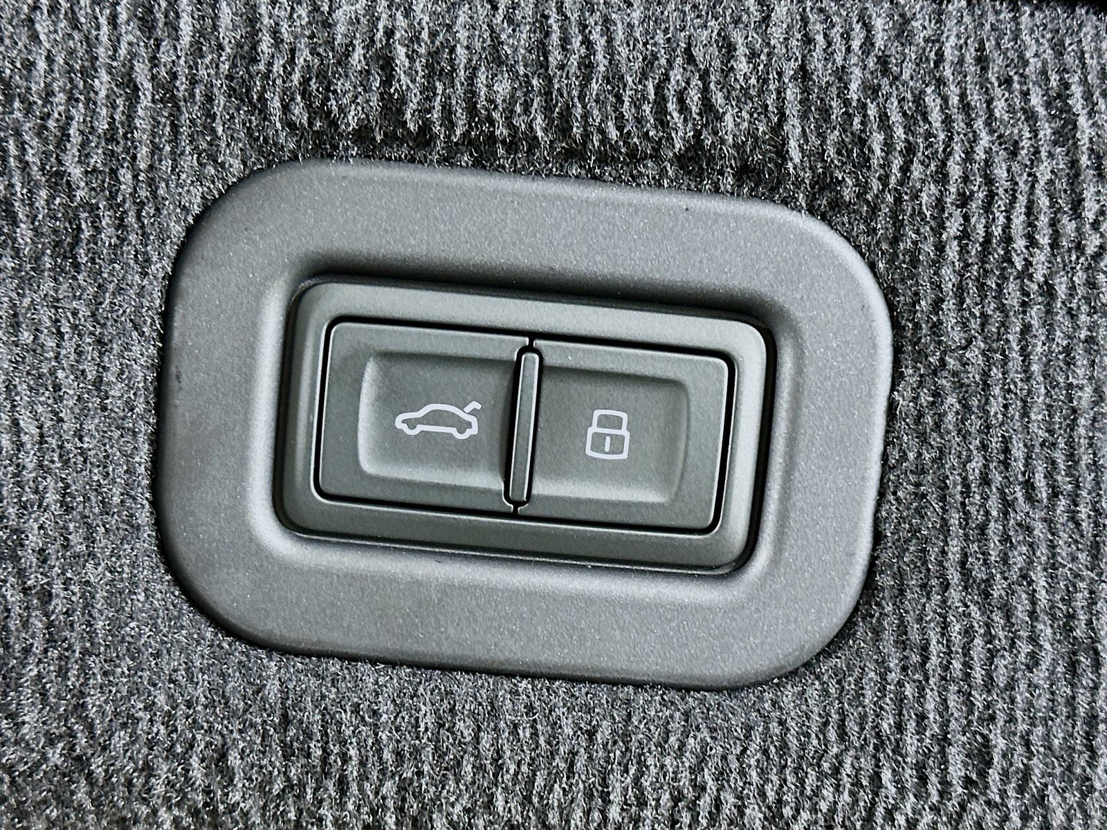 Used 2025 Bentley Continental GT Speed AWD/4WD image 43
