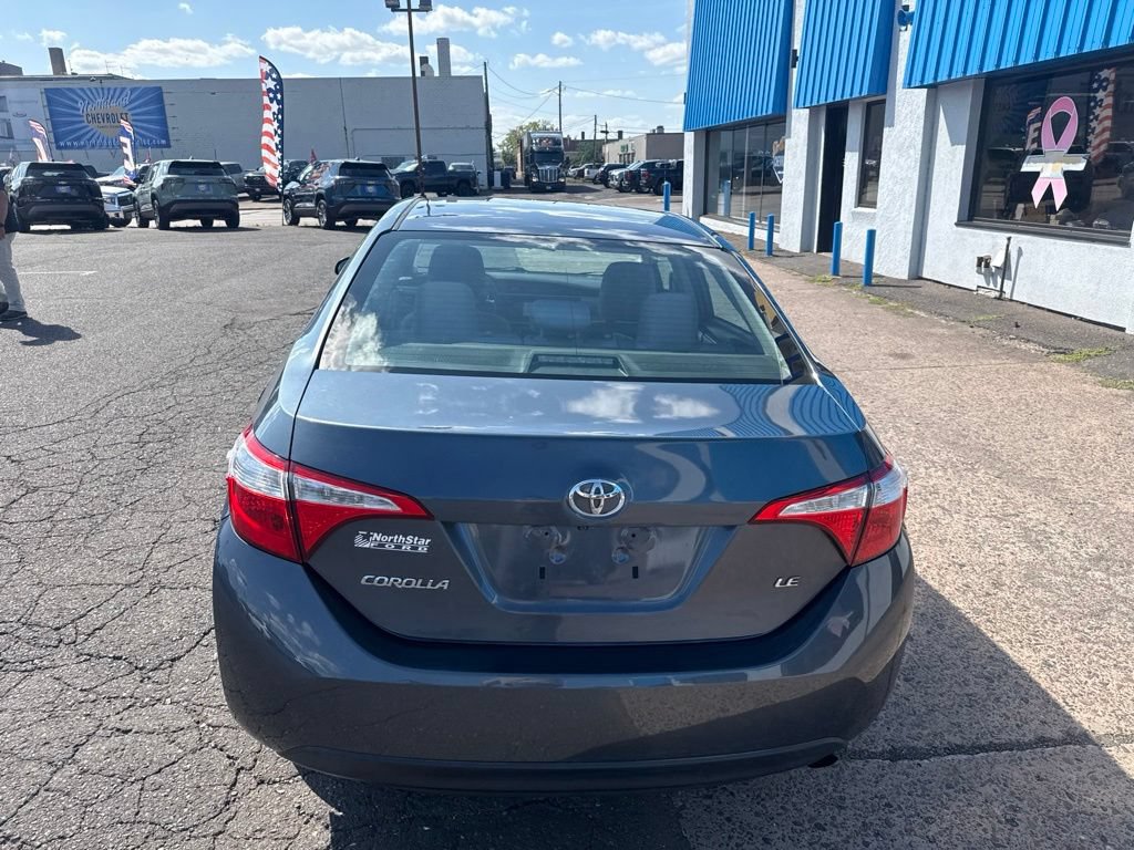 Used 2015 Toyota Corolla LE FWD image 14