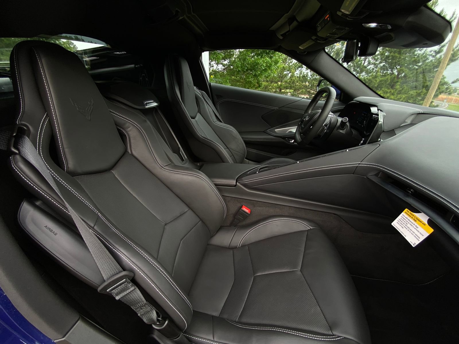 Used 2025 Chevrolet Corvette Stingray Coupe w/ 1LT image 23