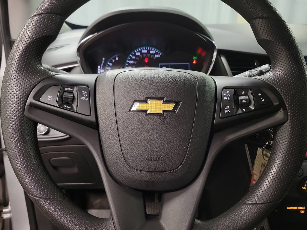 Used 2022 Chevrolet Trax LT FWD image 21