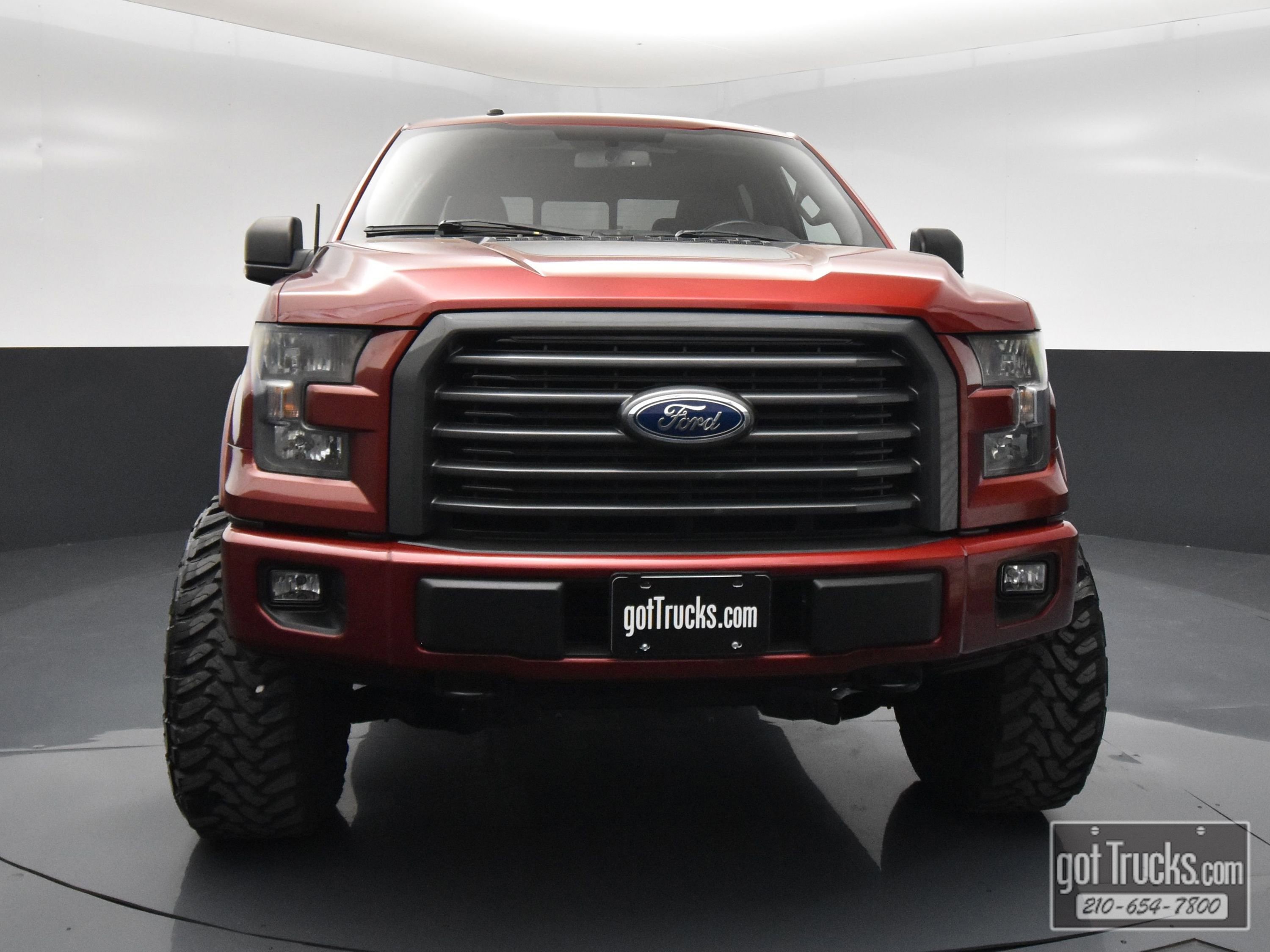 Used 2017 Ford F150 XLT w/ Equipment Group 302A Luxury AWD/4WD image 48