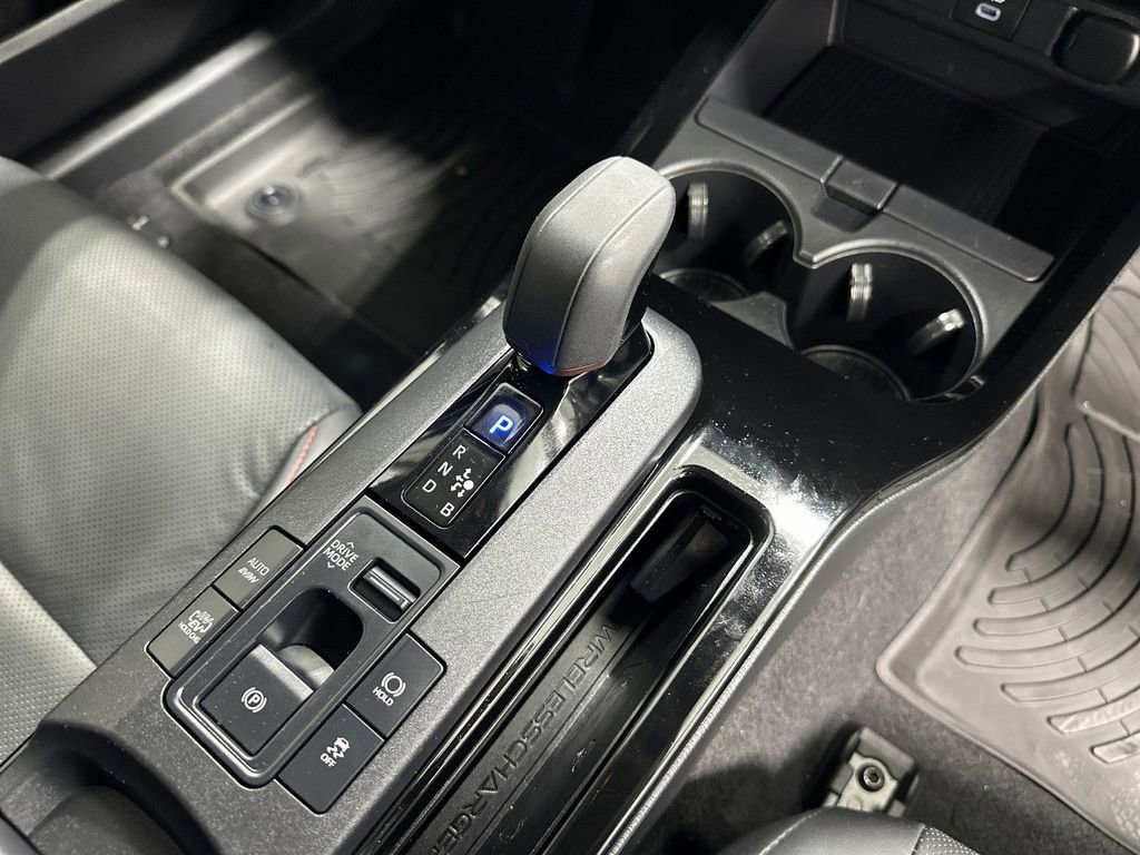 Used 2024 Toyota Prius Prime FWD image 20