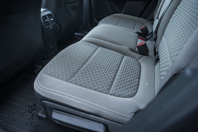 Used 2022 Ford Escape SE w/ SE Sport Appearance Package image 37