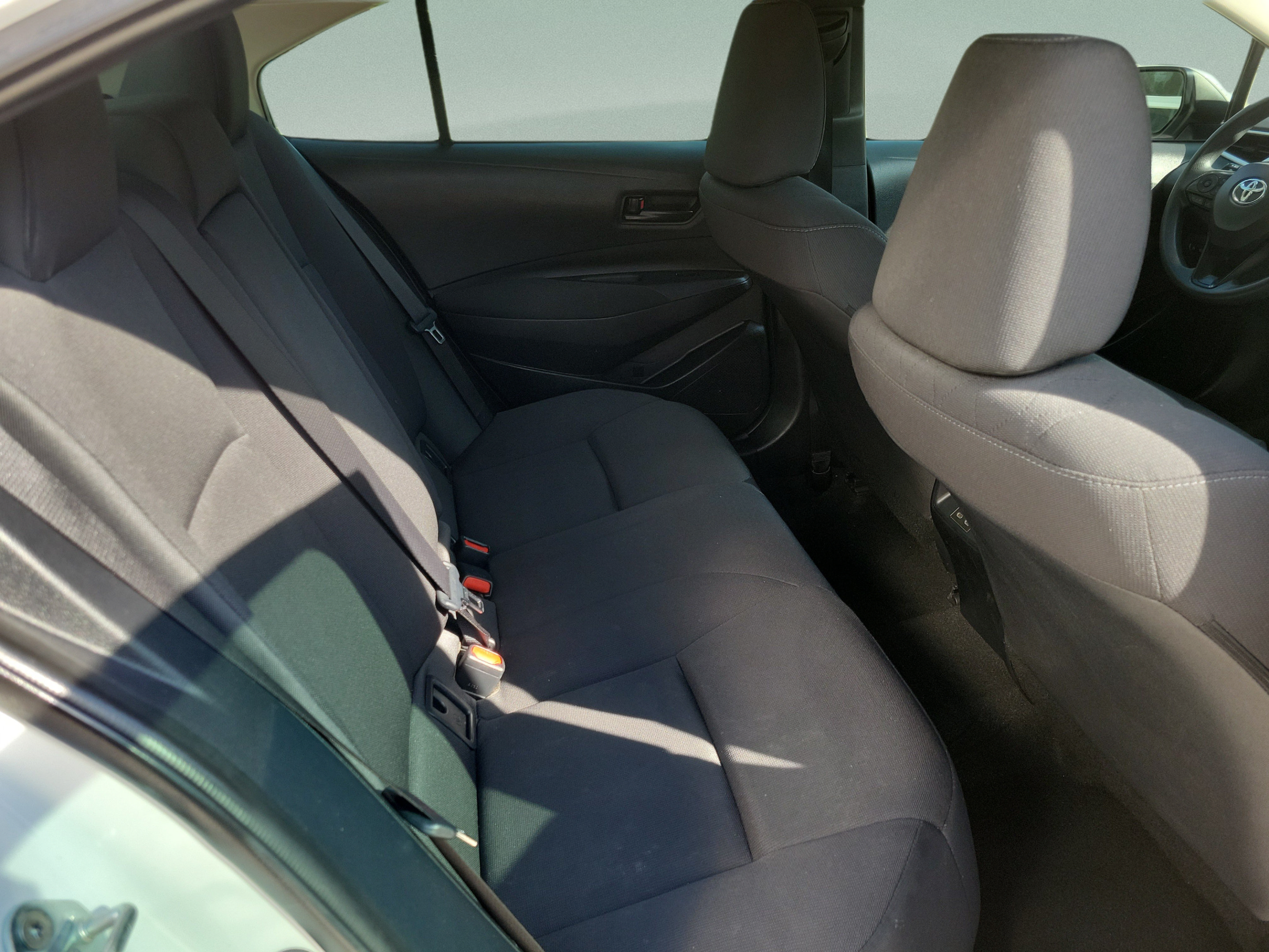 Used 2024 Toyota Corolla LE FWD image 33