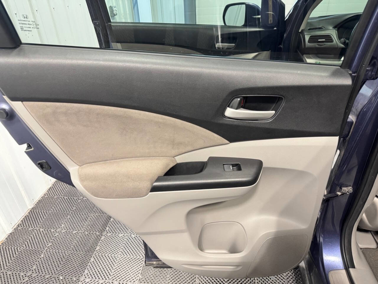 Used 2012 Honda CR-V EX image 12