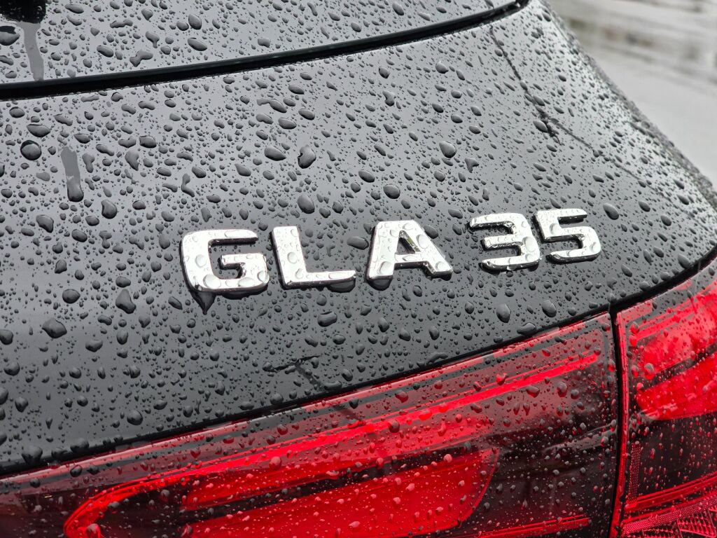 New 2026 Mercedes-Benz GLA 35 AMG 4MATIC image 33