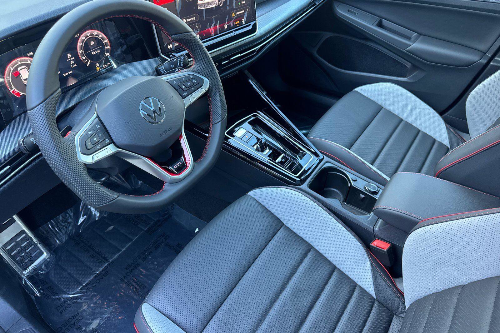 New 2026 Volkswagen GTI SE image 9