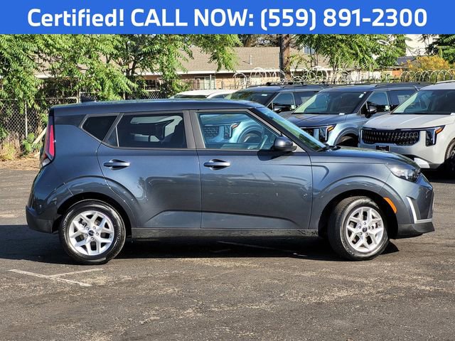 Certified 2025 Kia Soul LX w/ LX Technology Package FWD image 4