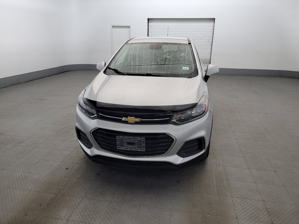 Used 2021 Chevrolet Trax LS w/ Tint and Cruise Package FWD image 15