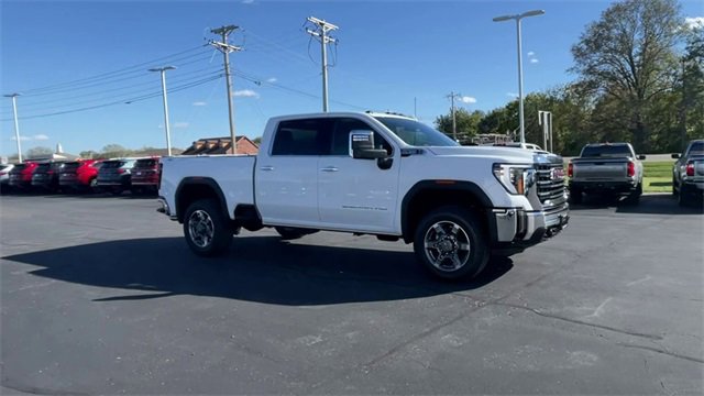 New 2026 GMC Sierra 2500 SLT image 2