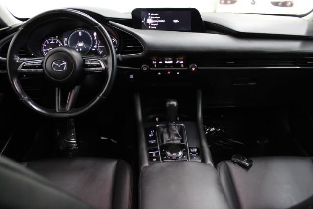 Used 2020 MAZDA MAZDA3 AWD Sedan w/ Select Package image 2