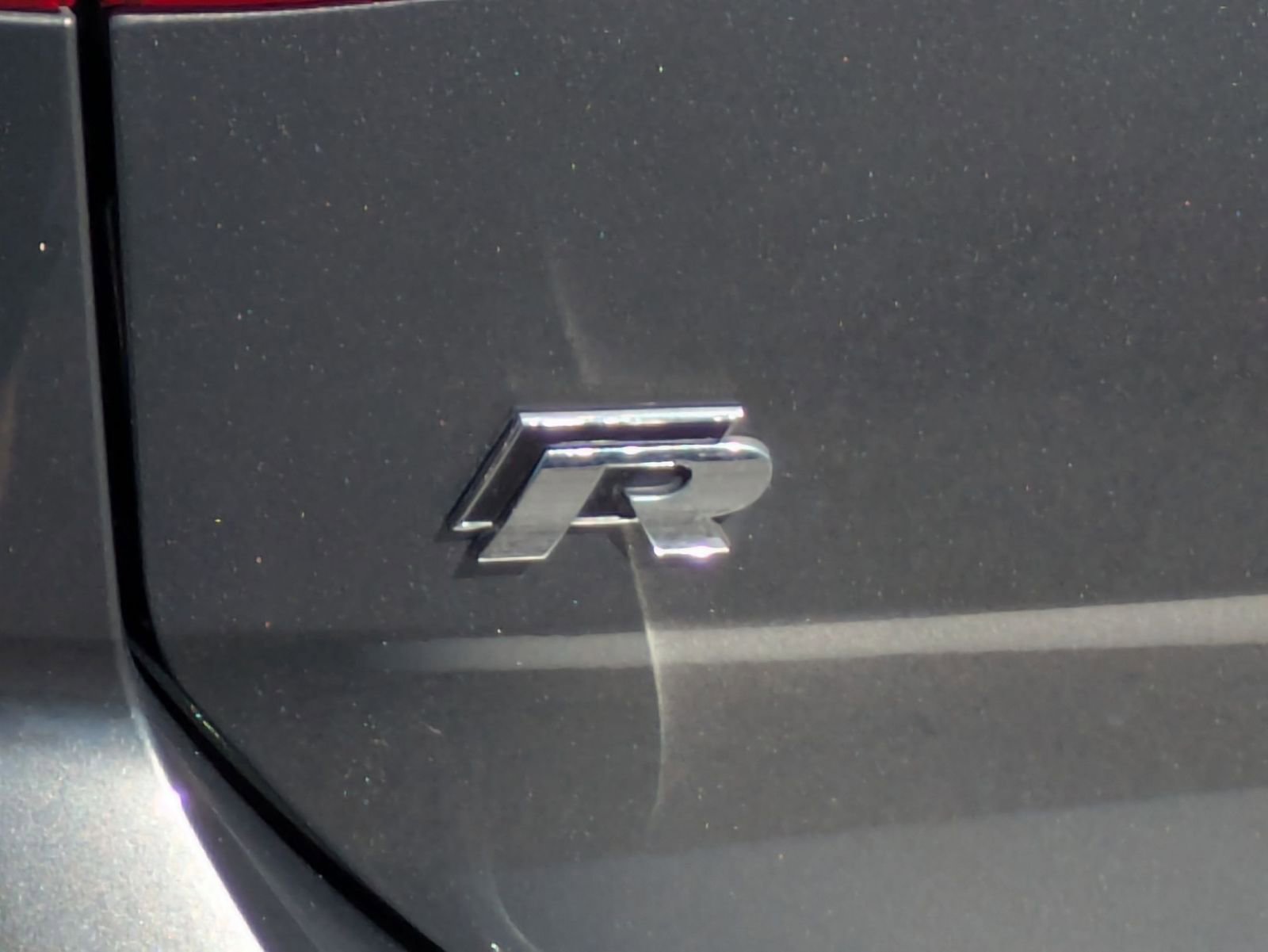 Used 2019 Volkswagen Golf R 4-Door image 30