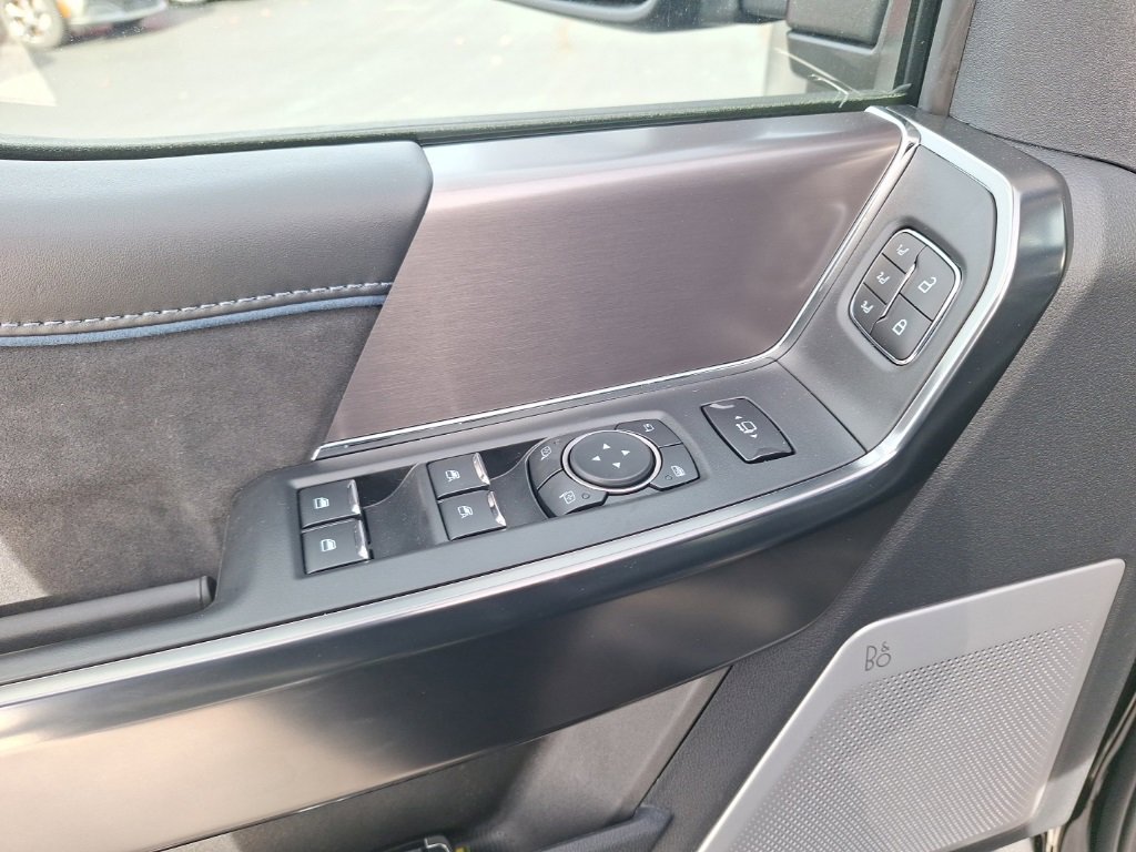 New 2026 Ford F350 Platinum image 3