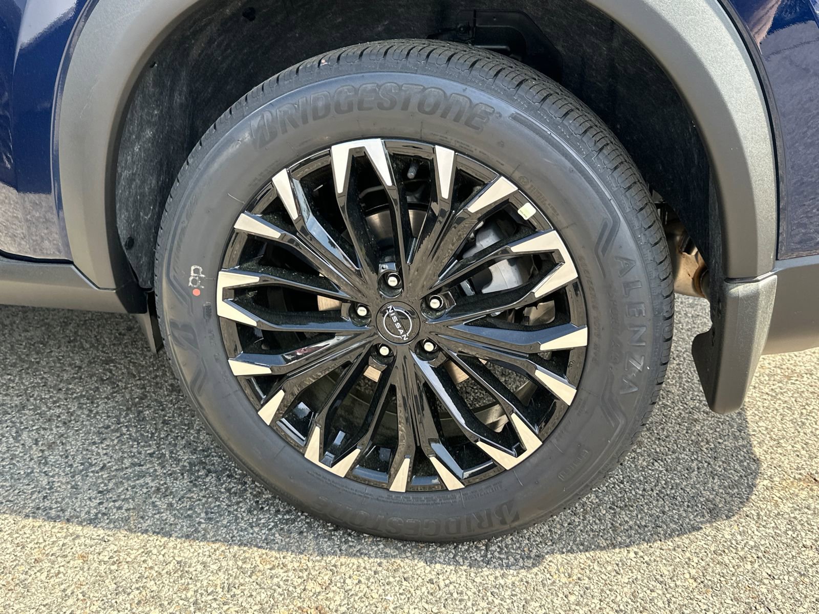 New 2026 Nissan Rogue SV FWD image 5