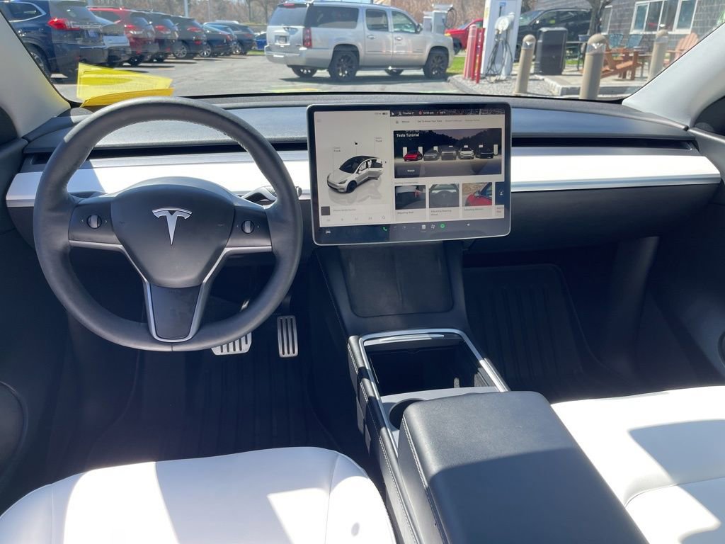 Used 2022 Tesla Model Y Performance image 12