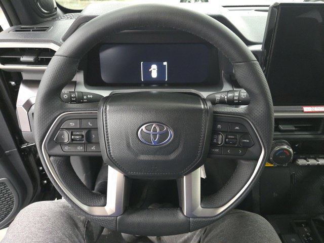 New 2026 Toyota 4Runner TRD Off-Road Premium AWD/4WD image 33