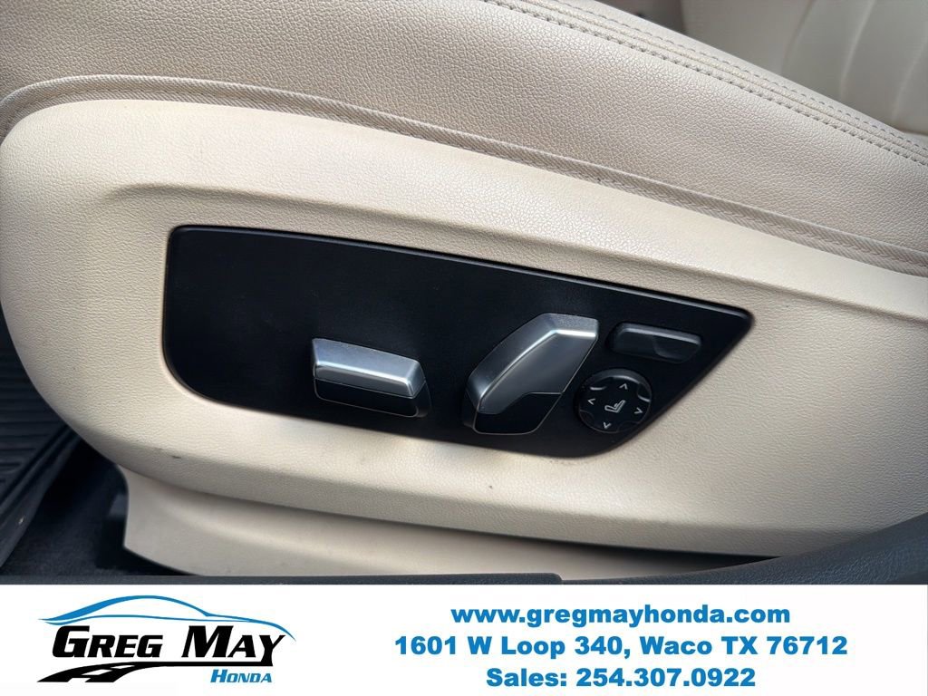 Used 2019 BMW 530e w/ Convenience Package RWD image 20