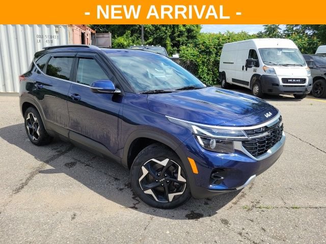 Used 2024 Kia Seltos EX AWD/4WD image 1