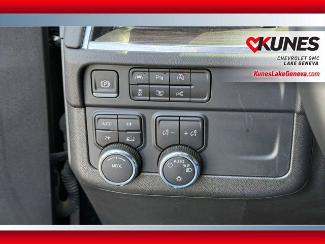 Used 2025 Chevrolet Tahoe LT AWD/4WD image 23