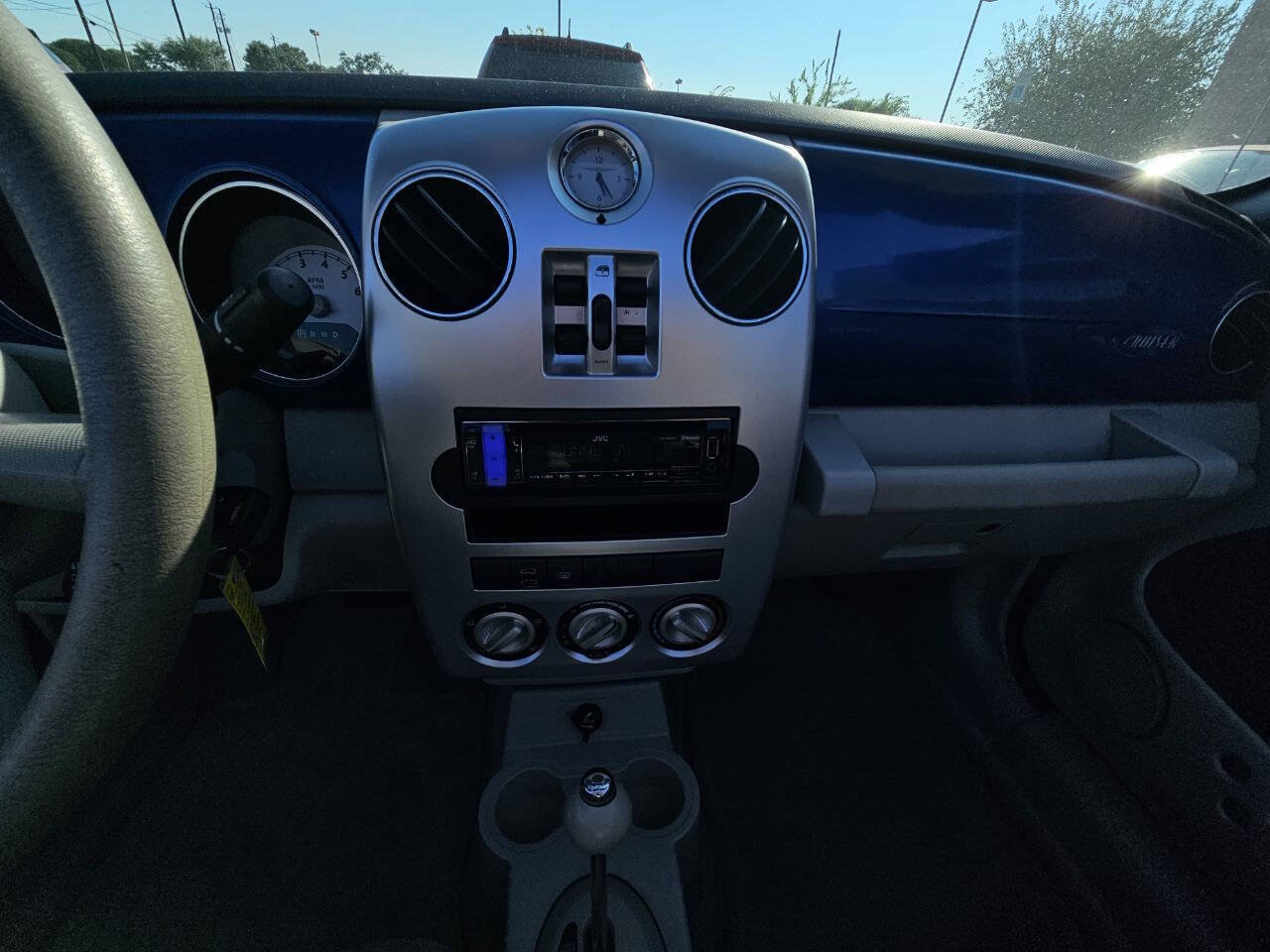 Used 2006 Chrysler PT Cruiser Touring w/ Boston Acoustics Audio Group FWD image 16