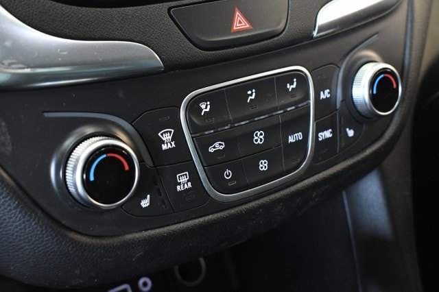 Used 2019 Chevrolet Equinox LT AWD/4WD image 30
