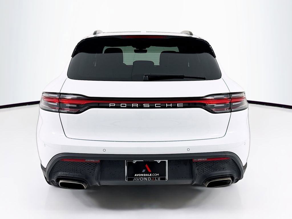Certified 2023 Porsche Macan Turbo AWD/4WD image 10