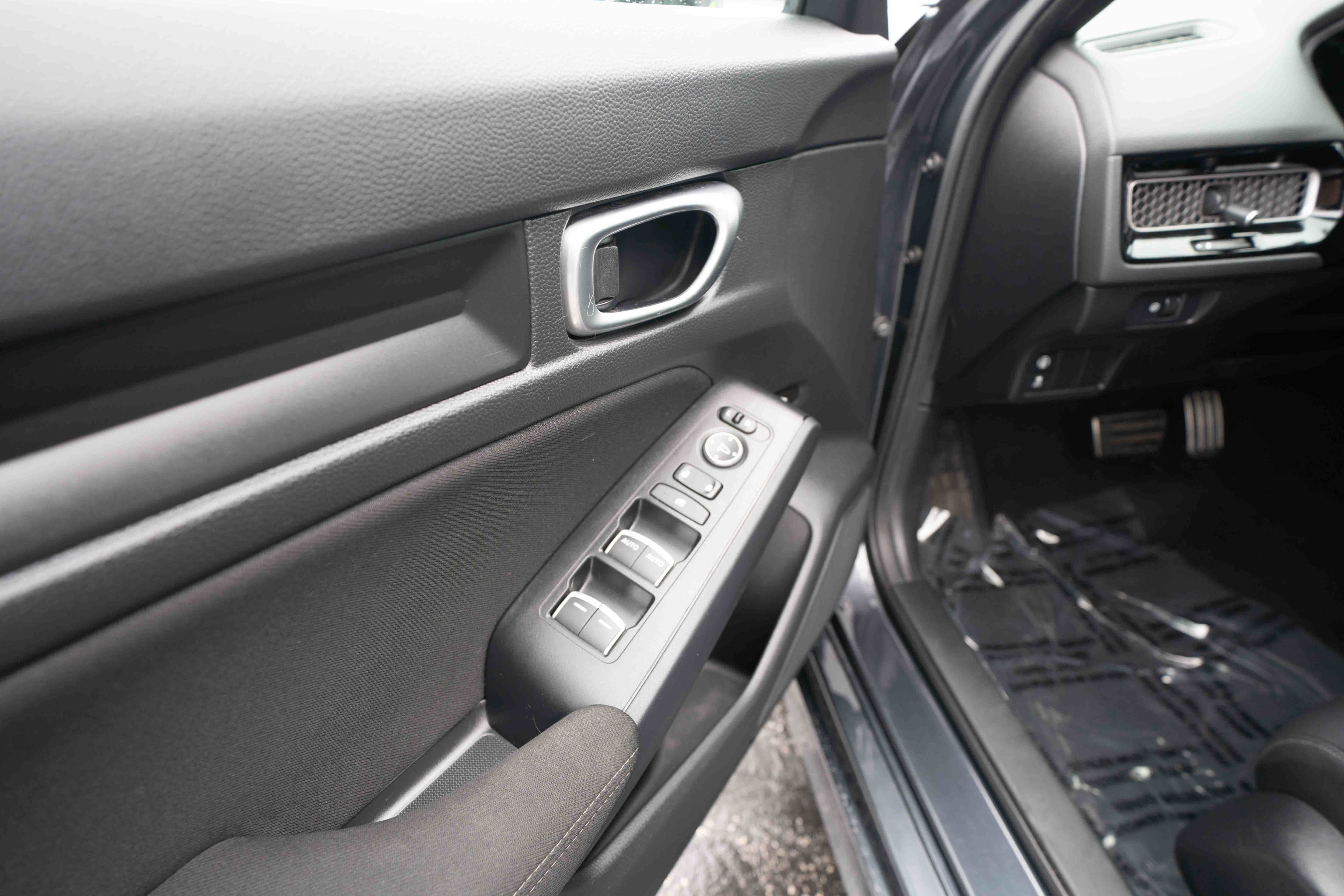 Used 2024 Honda Civic Sport image 7