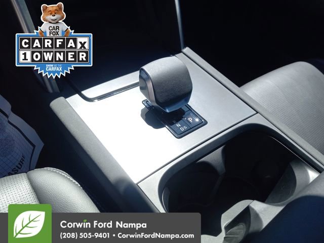 Used 2024 Land Rover Discovery Sport Dynamic SE AWD/4WD image 17