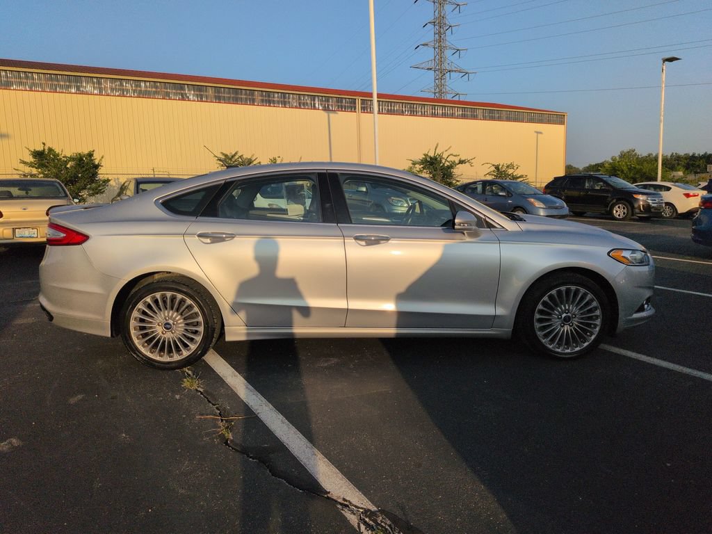 Used 2016 Ford Fusion Titanium FWD image 7
