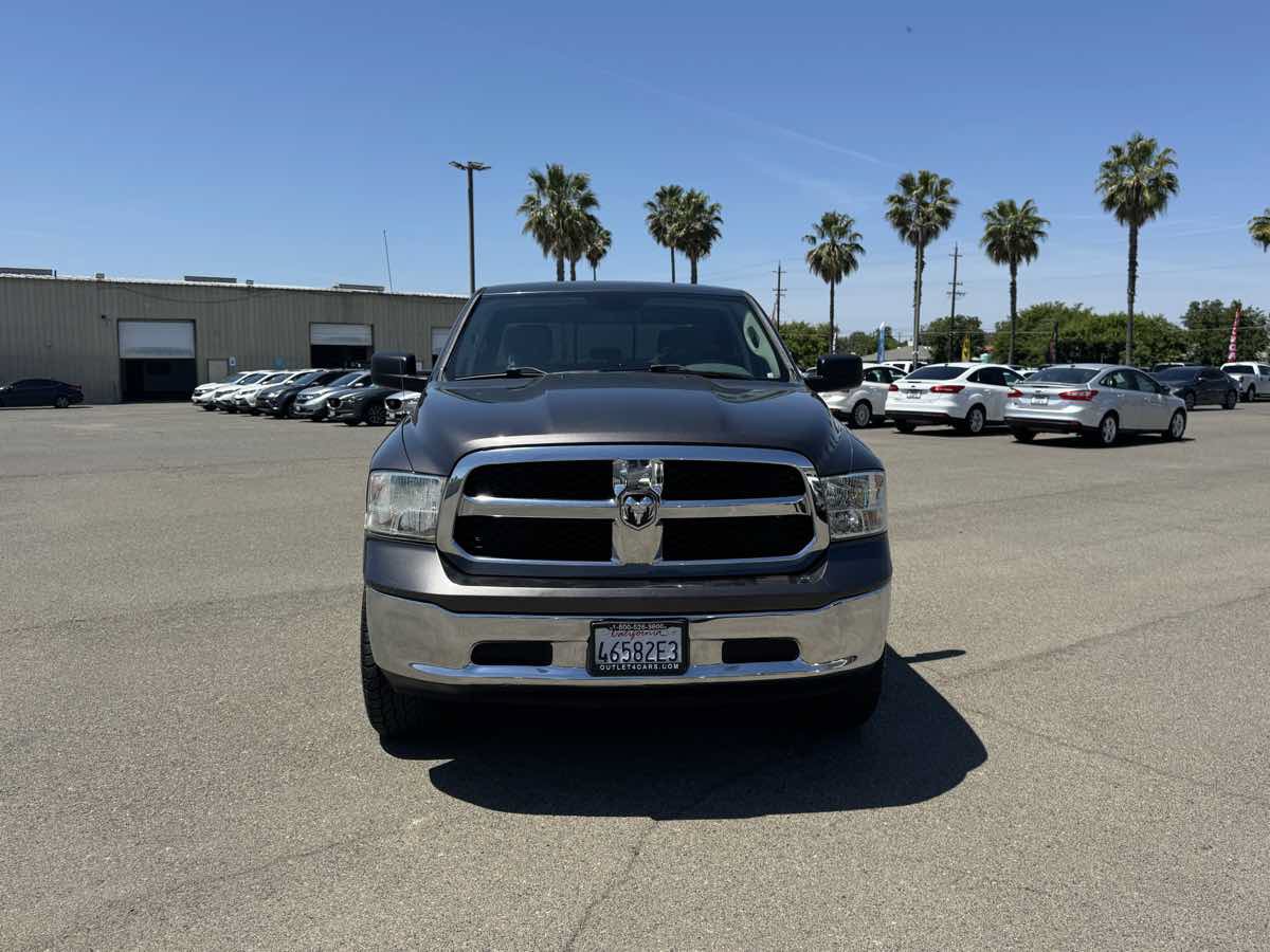 Used 2017 RAM 1500 Classic SLT AWD/4WD image 4