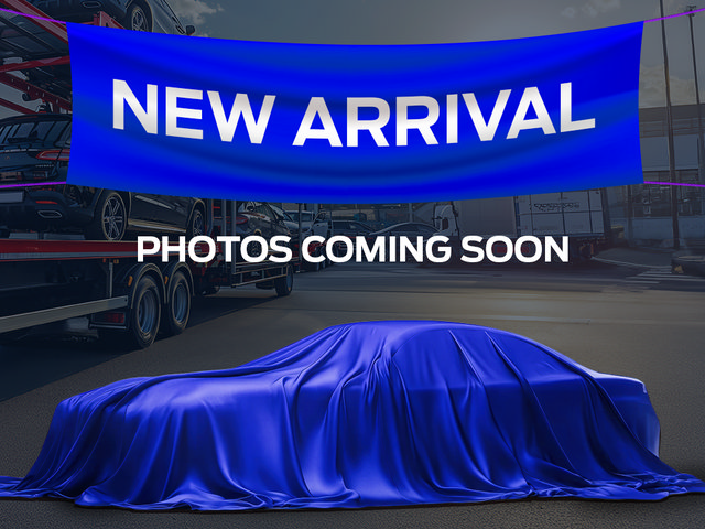 Used 2016 Nissan Versa Note SV FWD image 2