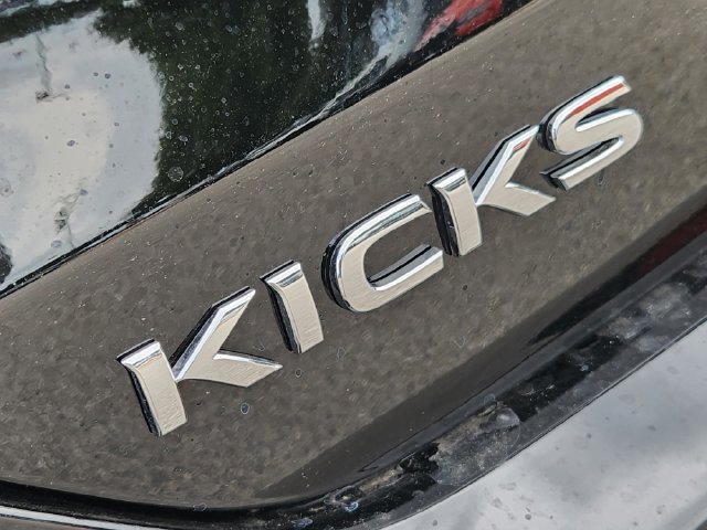New 2025 Nissan Kicks Play S FWD image 8