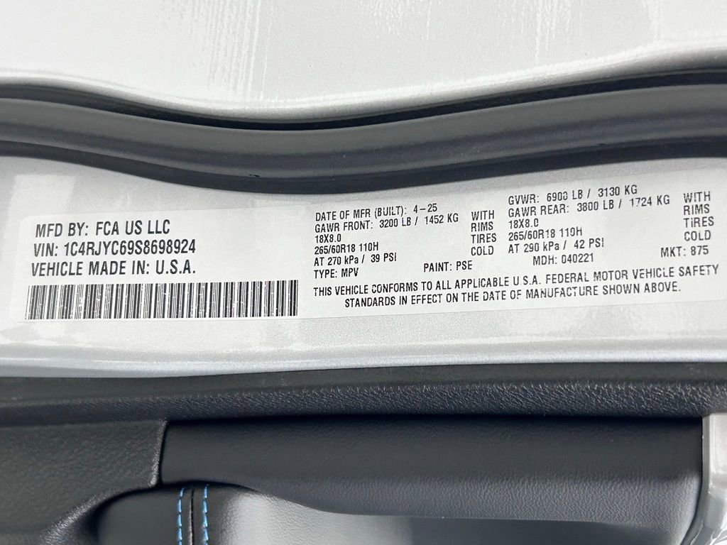 New 2025 Jeep Grand Cherokee Trailhawk w/ Advanced Protech Group II image 38