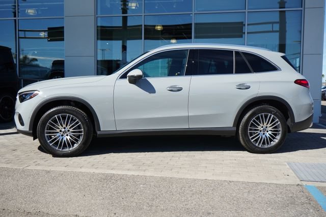 New 2026 Mercedes-Benz GLC 300 4MATIC image 5