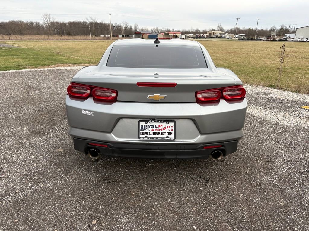 Used 2023 Chevrolet Camaro LT image 4