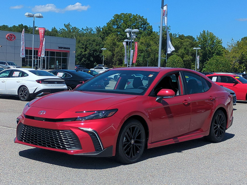 Used 2026 Toyota Camry SE FWD image 7
