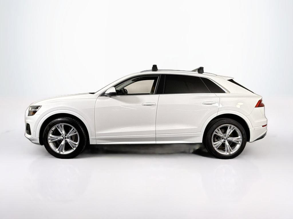 Used 2021 Audi Q8 Premium w/ Convenience Package AWD/4WD image 2