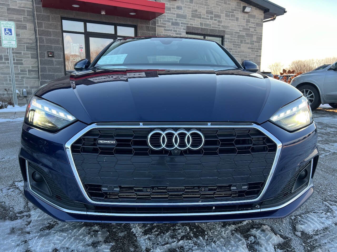 Used 2022 Audi A5 2.0T Premium Plus image 2